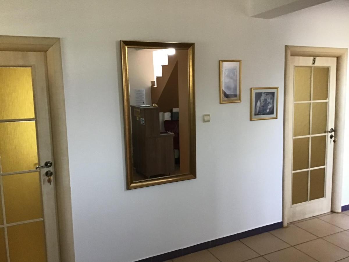 Villa Siret Sendreni Exteriér fotografie