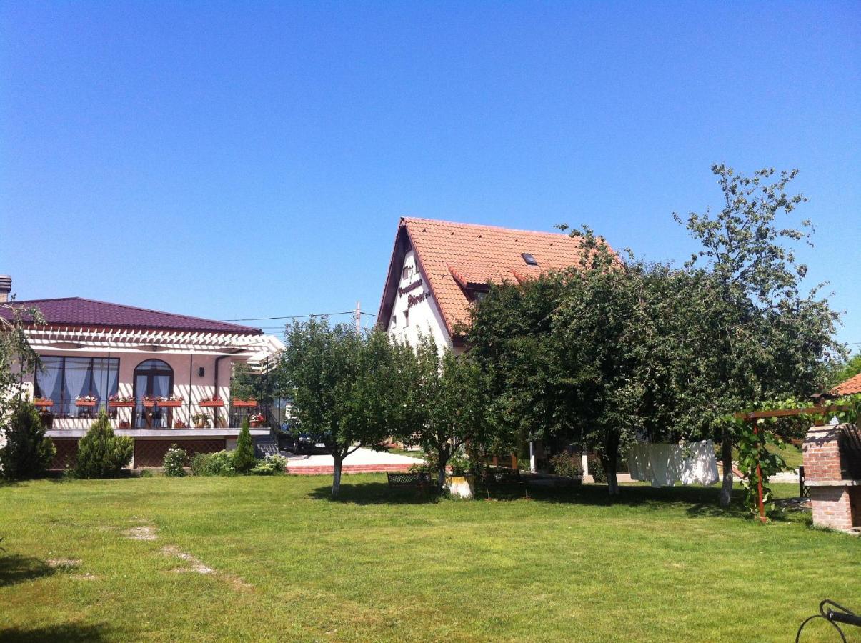 Villa Siret Sendreni Exteriér fotografie